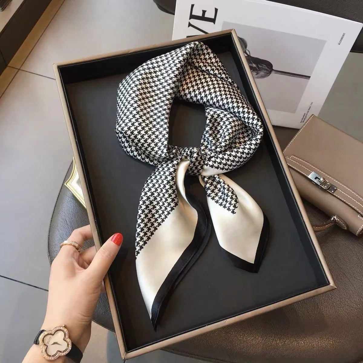 Luvore Signature Scarf