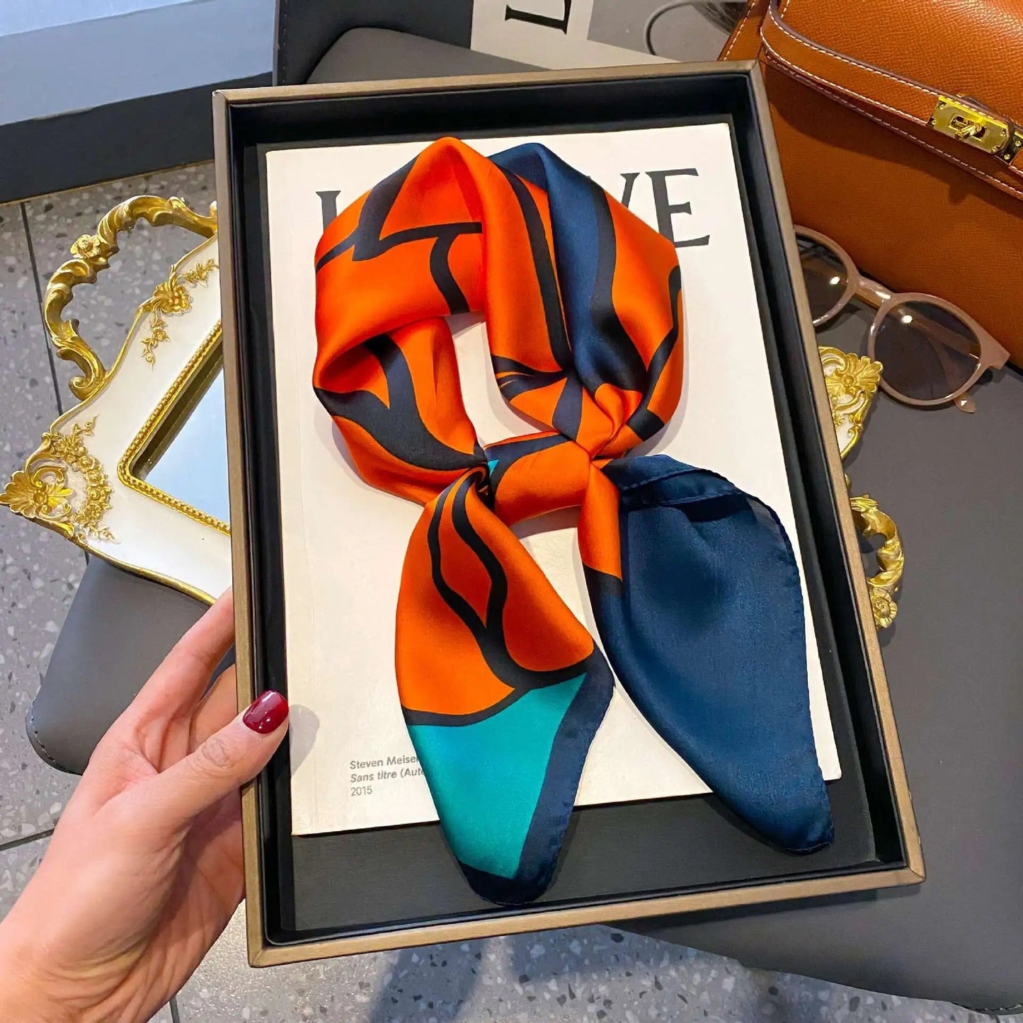 Luvore Signature Scarf